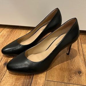 Antonio Melani Pumps